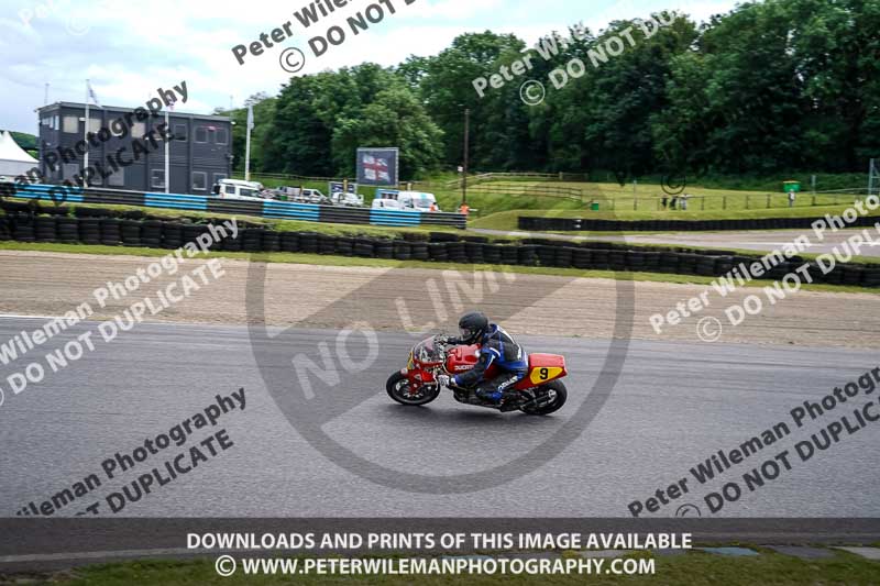 enduro digital images;event digital images;eventdigitalimages;lydden hill;lydden no limits trackday;lydden photographs;lydden trackday photographs;no limits trackdays;peter wileman photography;racing digital images;trackday digital images;trackday photos